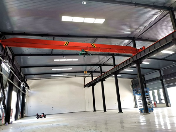 <b>河北邯郸桥式起重机厂家行车行吊选购攻略</b>