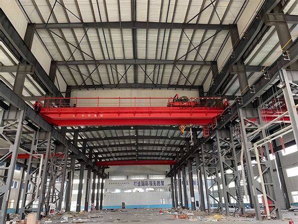 <b>辽宁铁岭双梁起重机厂家行车行吊安装调试全流</b>